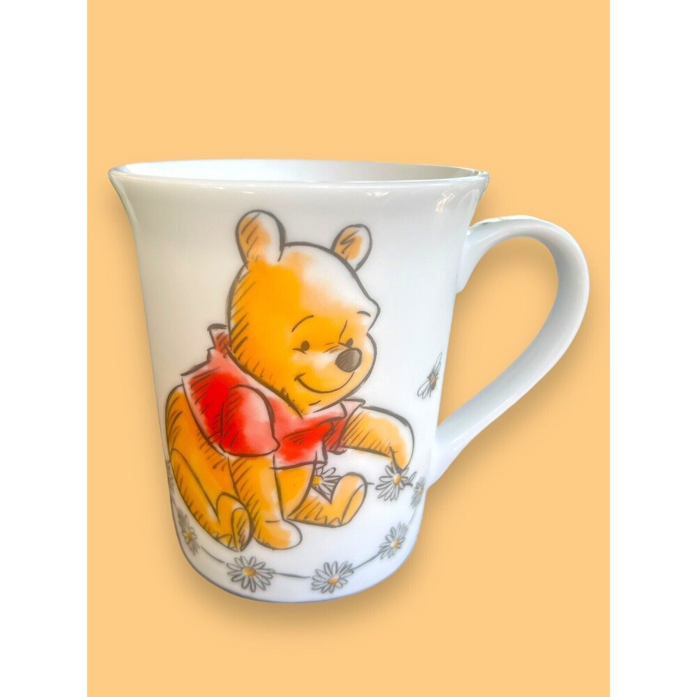 Disney Winnie The Pooh Piglet White Ceramic Mug Cup Daisy Chain New Novelty NWT